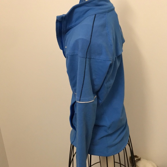 Nike Dri-Fit running jacket. - Picture 3 of 5